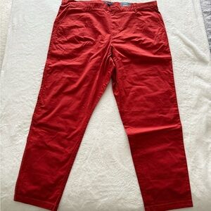 NWT Tommy Hilfiger Red Chinos with Straight Leg Design size 42/32